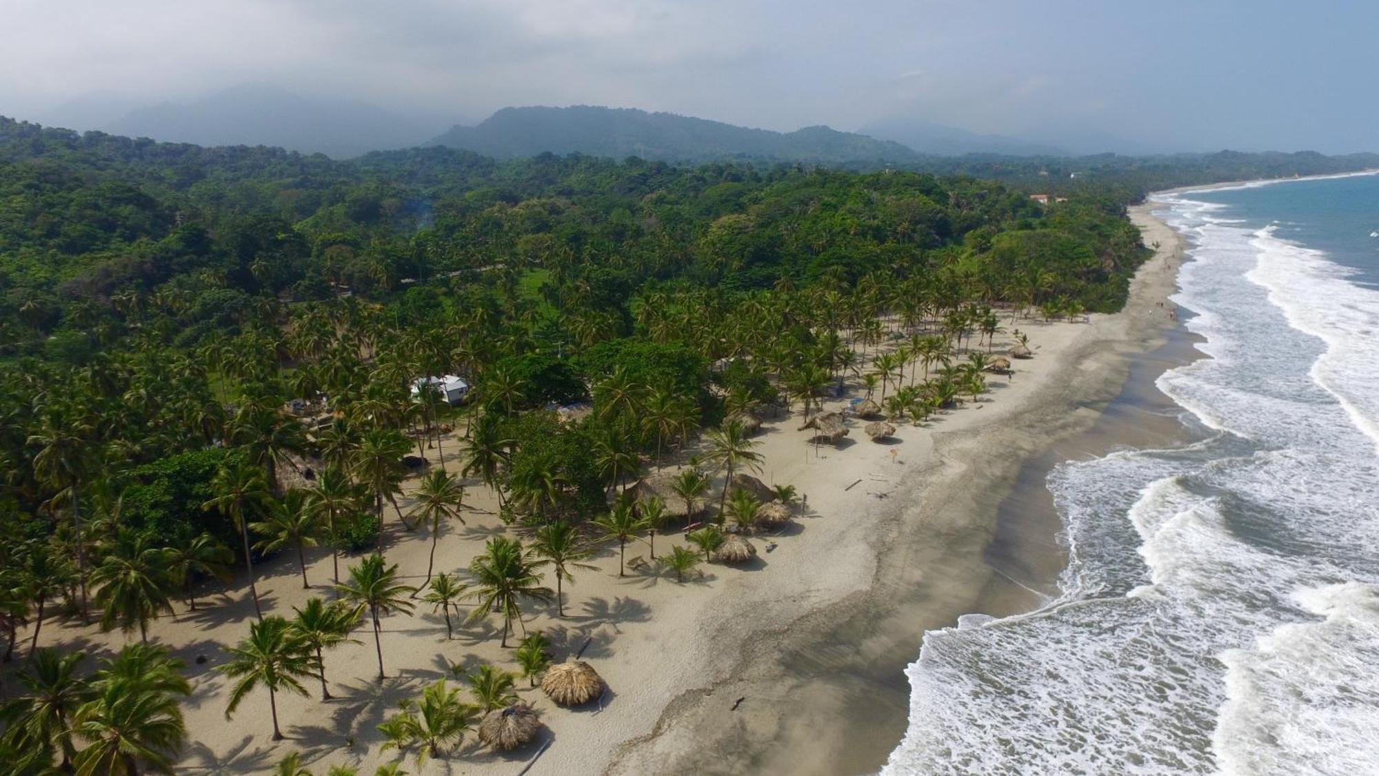 Casa Grande Surf Hotel Guachaca Bagian luar foto